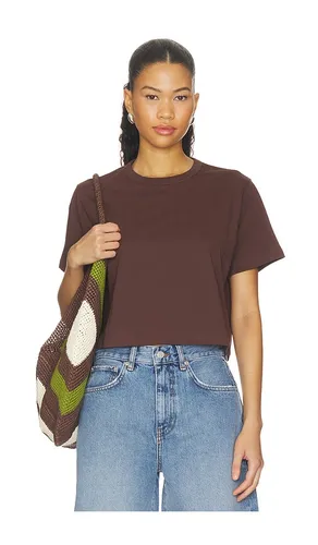 The Cropped Perfect Tee in . Size L. Also in M, S - Sold Out NYC - Modalova
