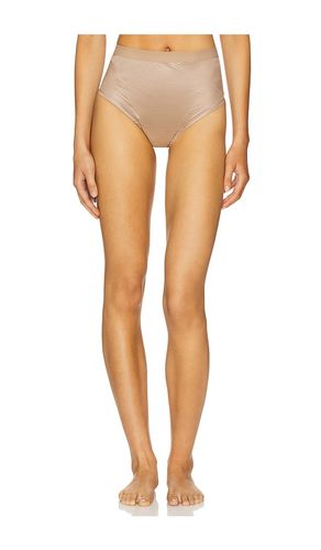 Shape Invisible Thong in Nude. - size L (also in M, XL) - SPANX - Modalova