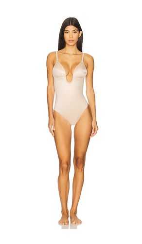 Shape Suit Your Fancy Plunge Low-back Bodysuit in Beige. - size L (also in M, S, XL, XS) - SPANX - Modalova