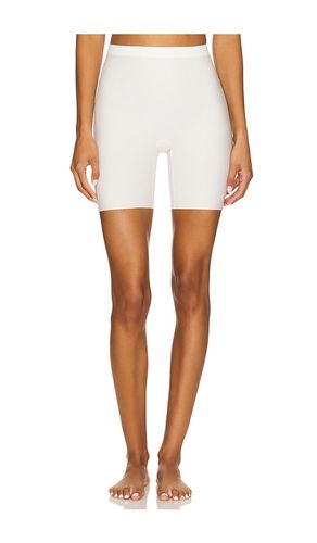 Shape Invisible Supima Cotton Mid Thigh Short in Cream. - size 1X (also in M, XL, XS) - SPANX - Modalova