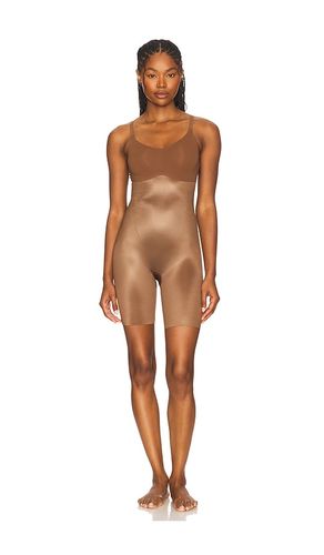 Shape Invisible Shaping Closed Bust Mid-thigh Bodysuit in Chocolate. - size 1X (also in L, M, S, XL, XS) - SPANX - Modalova