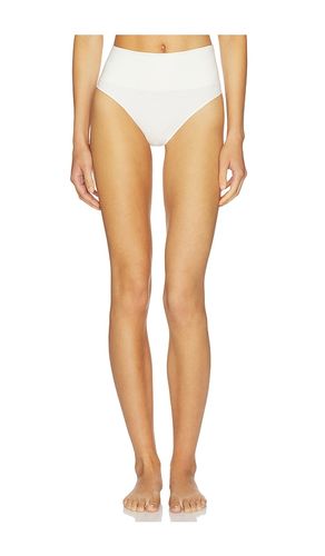 Shape Extraordinary Cotton Thong in Cream. - size L (also in S, XL, XS, XXL) - SPANX - Modalova
