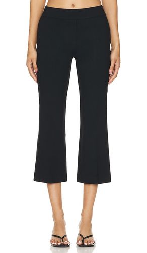 The Perfect Pant Kick Flare Petite in Black. - size L (also in S, XS) - SPANX - Modalova