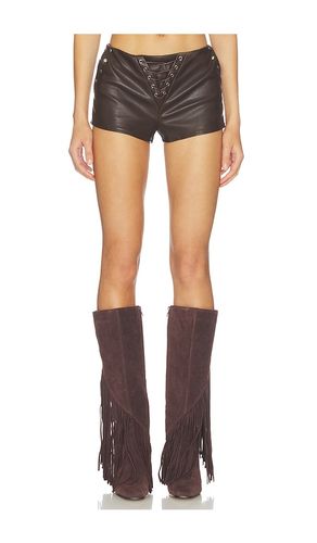 Mada Short in . Size M. Also in S, XS - superdown - Modalova
