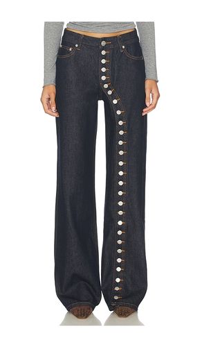 Emmett Button Jean in . Size 23. Also in 24, 25, 26, 27, 28, 29 - superdown - Modalova