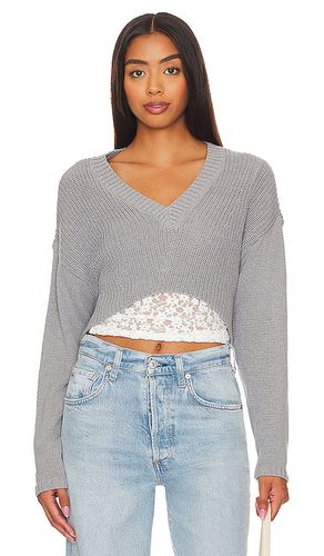 Gwen Crop Sweater in . Size M, S, XS - superdown - Modalova