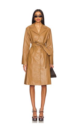 Viktoria Faux Leather Coat in Beige. - size L (also in M, S, XL, XS, XXS) - superdown - Modalova