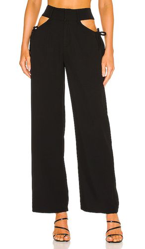 Benny Cut Out Pants in . Taglia M, XL - superdown - Modalova