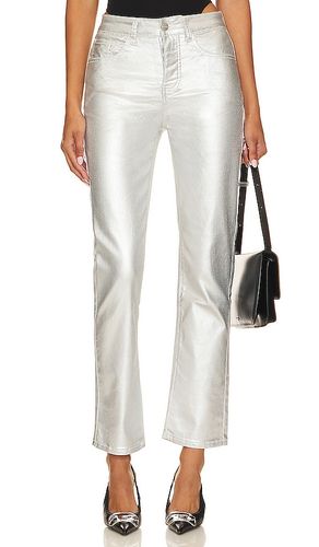 Regina Metallic Jean in Metallic Silver. - size 26 (also in 31, 32) - superdown - Modalova