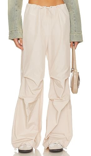 Ayla Parachute Pant in Ivory. - size M (also in S) - superdown - Modalova