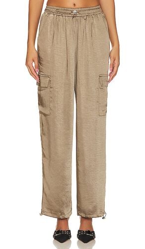 Rita Cargo Pant in Olive. - size S (also in XS) - superdown - Modalova