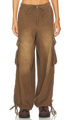 Pantalón cargo en color marrón talla L en - Brown. Talla L (también en M) - superdown - Modalova