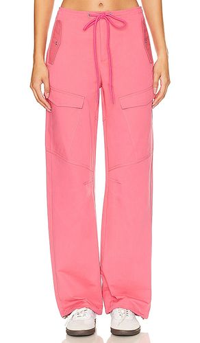 Pantalón beck cargo en color rosado talla L en - Pink. Talla L (también en M, S, XS, XXS) - superdown - Modalova