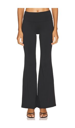 Kole Flare Pant in . Size M, S, XL, XS, XXS - superdown - Modalova