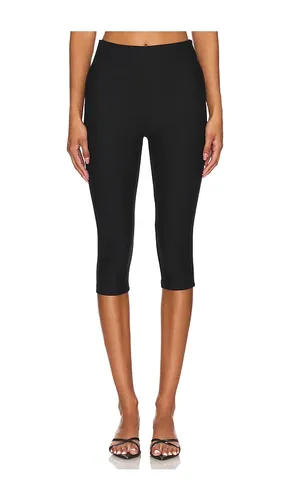 Chaya Capri in . Size L. Also in S, XXS - superdown - Modalova