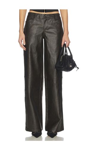 Ana Faux Leather Pant in . - size L (also in M, S, XL, XS, XXS) - superdown - Modalova
