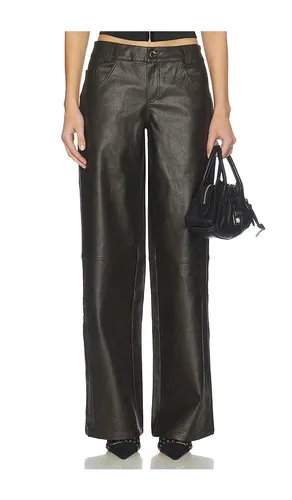Ana Faux Leather Pant in . Size L. Also in M, XS - superdown - Modalova