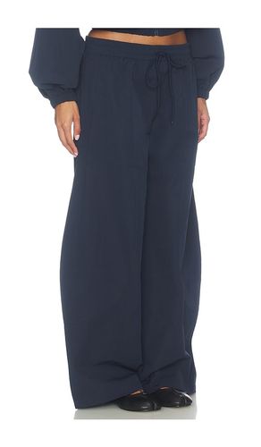 HOSE EMERIE in . Größe L. Also in M, S, XL, XS, XXS - superdown - Modalova