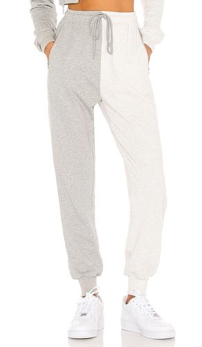Renna Two Tone Sweatpants in Grey. - size L (also in M, S, XL, XS, XXS) - superdown - Modalova