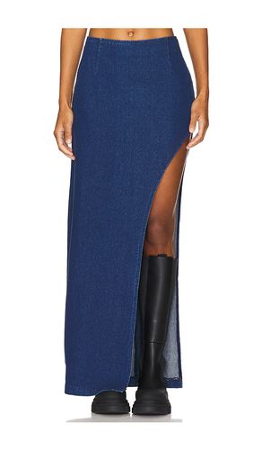 Tirza Maxi Skirt in Blue. - size 23 (also in 24, 25, 26, 27, 28) - superdown - Modalova