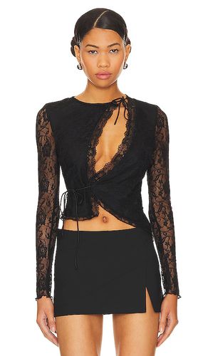 Anahi Wrap Lace Top in . - size L (also in M, S, XS, XXS) - superdown - Modalova