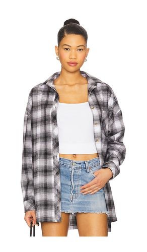 Audriana Oversized Flannel Top in ,. - size S (also in XS, XXS) - superdown - Modalova