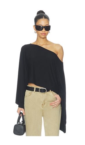 Villie Off Shoulder Top in . - size S (also in M, L, XL) - superdown - Modalova