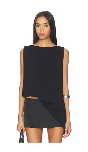 Caprice Asymmetrical Top in . Size L. Also in M, S, XL, XS - superdown - Modalova
