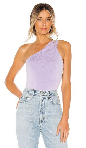 Devonne One Shoulder Bodysuit in Purple. - size L (also in M, S, XS, XXS) - superdown - Modalova