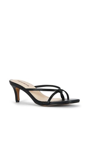 Tyla Sandal in . Size 10. Also in 7, 9 - superdown - Modalova