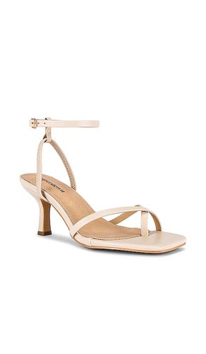 Lara Heel in . Size 10. Also in 6, 7, 9 - superdown - Modalova