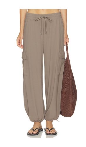 Nico Airweight Cargo Pant in . Size L. Also in S - Splits59 - Modalova