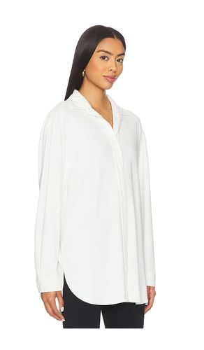 Kate Airweight Lite Button Down Top in . Size M. Also in S, XL - Splits59 - Modalova