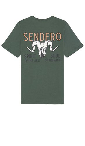 Big Horn Tee in Green. - size L (also in M, S, XL/1X) - Sendero Provisions Co. - Modalova