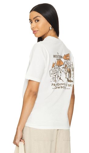 Western Show T-Shirt in White. - size L (also in S, XL/1X) - Sendero Provisions Co. - Modalova