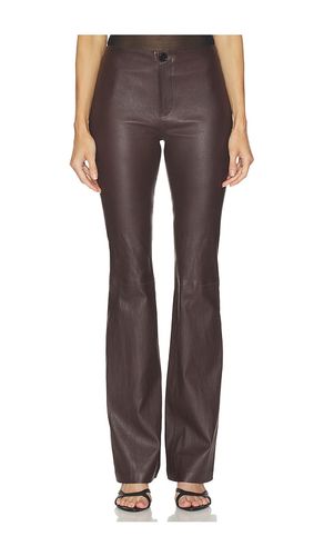 Gia Micro Flare Pant in . Taglia L. Also in M, S, XS - SPRWMN - Modalova