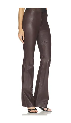 Gia Micro Flare Pant in . Size L. Also in M, S, XS - SPRWMN - Modalova