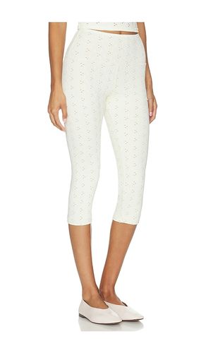 The Eyelet Capri Pant in . Taglia L. Also in M, S, XS - STRUT-THIS - Modalova