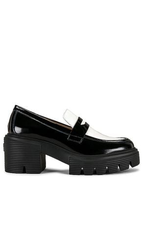 Soho Loafer in . - size 10 (also in 9, 9.5) - Stuart Weitzman - Modalova