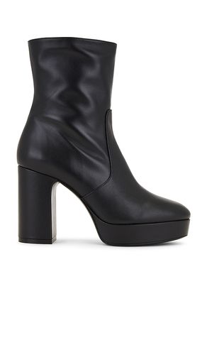 Dayna Platform Bootie in . - size 7.5 (also in 8, 9, 9.5) - Stuart Weitzman - Modalova