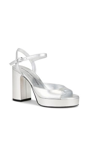 Dayna II Platform Sandal in . Size 10. Also in 7.5, 8.5, 9, 9.5 - Stuart Weitzman - Modalova