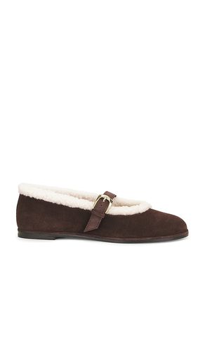 Sai Shearling Mary Jane in Brown. - size 10 (also in 6, 6.5, 7, 7.5, 8, 8.5, 9, 9.5) - Stuart Weitzman - Modalova