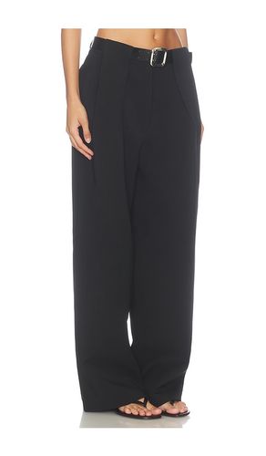Matteo Belted Tuck Trousers in . Taglia L. Also in M, S - Source Unknown - Modalova