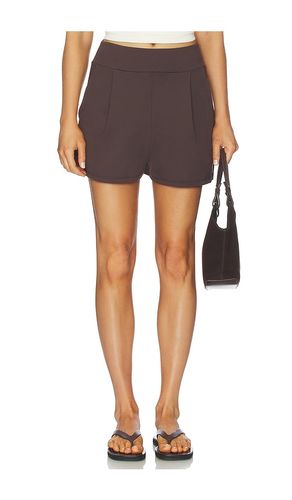 Essential Pleated Short in Brown. - size L (also in M, S, XS) - Susana Monaco - Modalova