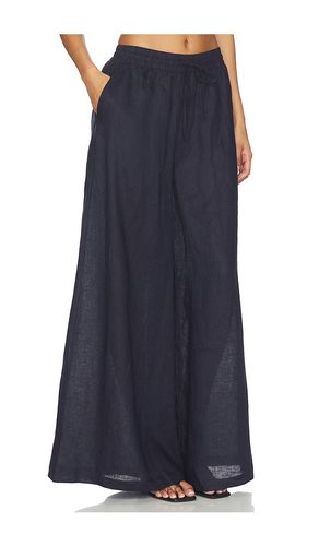 Solid Linen Wide Leg Elastic Pant in . Size M. Also in S, XL - Susana Monaco - Modalova