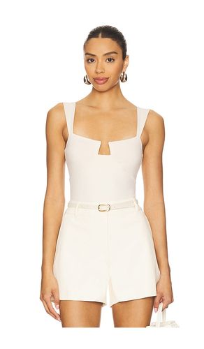 Angle Wire Angle Strap Top in Neutral. - size M (also in S) - Susana Monaco - Modalova