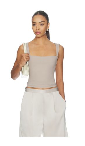 Wide Angle Strap Tank Top in Grey. - size S (also in XS) - Susana Monaco - Modalova