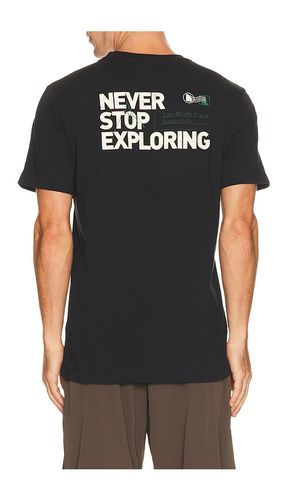 Men's Never Stop Postcard Regular Short Sleeve Tee in TNF in . Taglia L. Also in M, S, XL/1X, XXL/2X - The North Face - Modalova