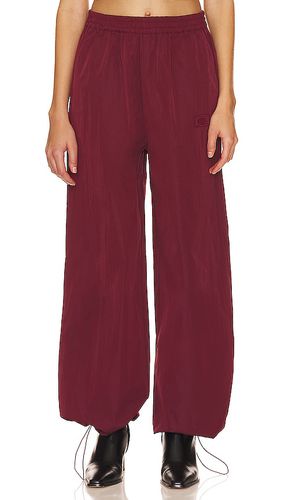 SUNDAY Straight Leg Parachute Pants in Burgundy. - size M (also in XS) - ROTATE - Modalova