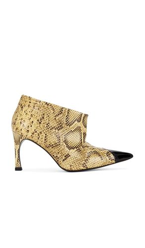 Pointed Toe Boot in . Size 37. Also in 36, 38 - ROTATE - Modalova